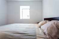 Bedroom 03 Nice Flat by Travessa do Pasteleiro