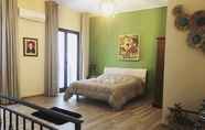 Kamar Tidur 5 Isolabella B&B