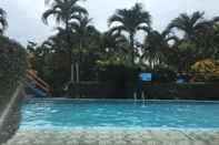 Kolam Renang Hotel Resort Sibilia