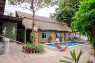 สระว่ายน้ำ Bandon Beach Bar & Hostel - Adults Only