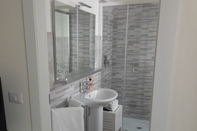 In-room Bathroom Affittacamere Risorgimento