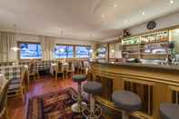 Bar, Kafe dan Lounge Stoa - Elegant & Romantic Guest House (Adults Only)