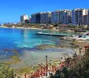 Atraksi di Area Sekitar 5 Seafront Apartment in Sliema wt Breathtaking Views