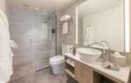 In-room Bathroom 7 Sudima Christchurch City