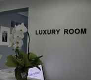 Lobby 4 Luxury Room