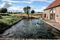 Swimming Pool B&B De Deugdzonde