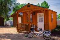 Exterior Zion's Cozy Cabins