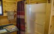 In-room Bathroom 7 Zion's Cozy Cabins