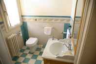 Toilet Kamar Villa Covile