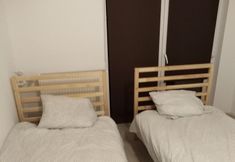 Bedroom 7 Noclegi FLORI