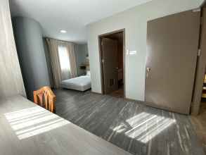 Kamar Tidur 4 The Lanes Hotel