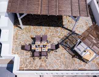 Lobby 2 The Veranda of Gavrion - Premium Cycladic House