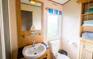 In-room Bathroom 4 Camber Sands