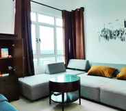 Ruang untuk Umum 4 La Thea Residences - Spacious Balcony