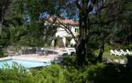 Swimming Pool 2 Domaine Le Laou Chambres d'hôtes