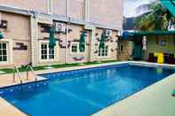 Swimming Pool Eterno Hotels Limited