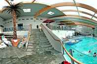 Swimming Pool Hotel-Pension Haus Hubertus