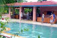 Swimming Pool Aanandi Farm and Resort