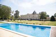 Swimming Pool Château de la Ligne