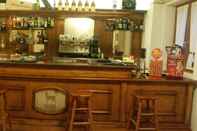 Quầy bar, cafe và phòng lounge Hotel Ristorante Valle Del Bitto