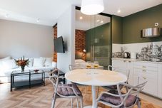 Bedroom MovArt Boutique Aparthotel