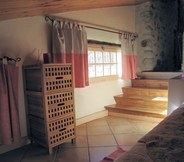 Bedroom 6 Chambre d'hôtes du Moulin de la Passere