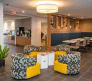 Lobby 7 Microtel Inn & Suites by Wyndham Carlisle