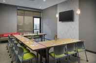 Functional Hall SpringHill Suites by Marriott Philadelphia West Chester/Exton