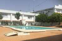 Swimming Pool Hotel Restaurante Kika