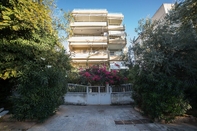 Bangunan Beautiful Apartment in Glyfada Center