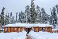 Exterior Pine View Resort - Gulmarg