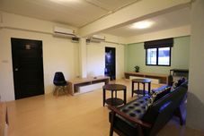 Bedroom Baan Ploy in - Adults Only - Hostel