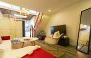 Kamar Tidur 4 StarLive Apartment - Moonlight