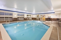 Swimming Pool Fairfield Inn & Suites by Marriott Flint Grand Blanc