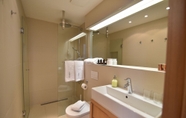 In-room Bathroom 3 The Bridge Luxury Apartments