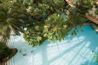 Swimming Pool Hotel Bispinger Heide by Center Parcs