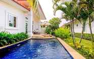 สระว่ายน้ำ 4 2 Bedroom Villa at Banyan BR101