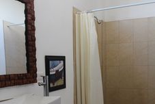 客房浴室 Fuente Real Hotel