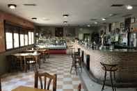 Bar, Kafe, dan Lounge Hotel Restaurante MR