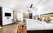 Bilik Tidur 4 FabHotel Rajnandani Residency