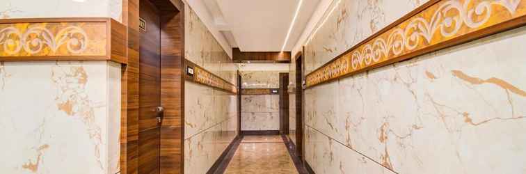 Lobby FabHotel Rajnandani Residency