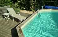 Swimming Pool 3 Chambres d'Hôtes Chalet la Bachole