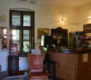 Bar, Cafe and Lounge 6 Cristian Inn