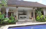 Kolam Renang 4 QI Villa in Seminyak