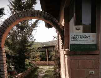 ภายนอกอาคาร 2 Agriturismo Serra Pernice