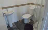 Toilet Kamar 3 Harlinger Lodge