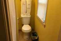 Toilet Kamar Relax Inn