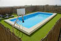 Swimming Pool Complejo Liberty