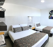 Bilik Tidur 3 Hotel Genova Prado