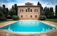 Swimming Pool 6 Villa Lanzirotti Luxury Property